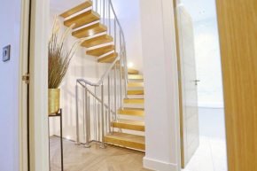 Pass the Keys Luxury New Build Apartment 5 Mins From City Centre